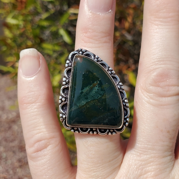 New Bloodstone 925 Silver Ring. - Picture 2 of 10